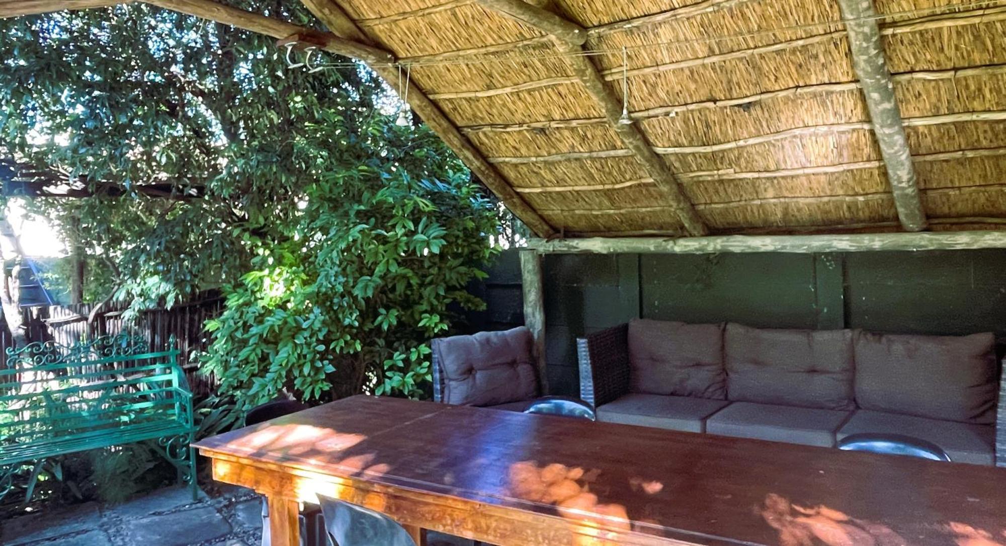 Celtis Lane Guest House Боксбург Екстериор снимка