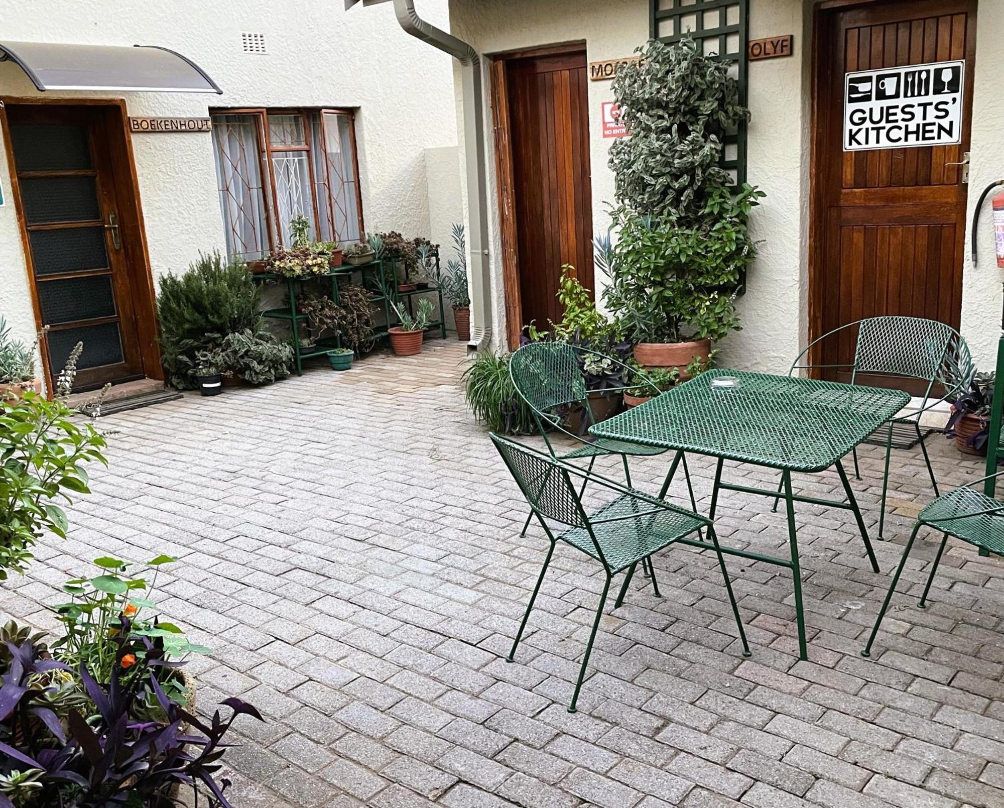 Celtis Lane Guest House Боксбург Екстериор снимка