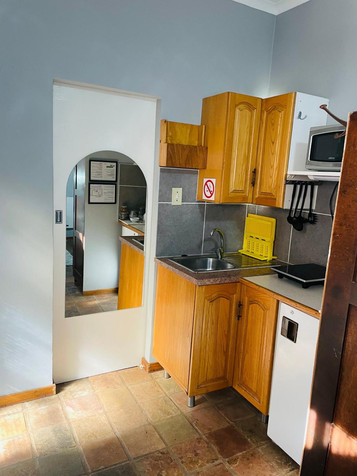 Celtis Lane Guest House Боксбург Екстериор снимка