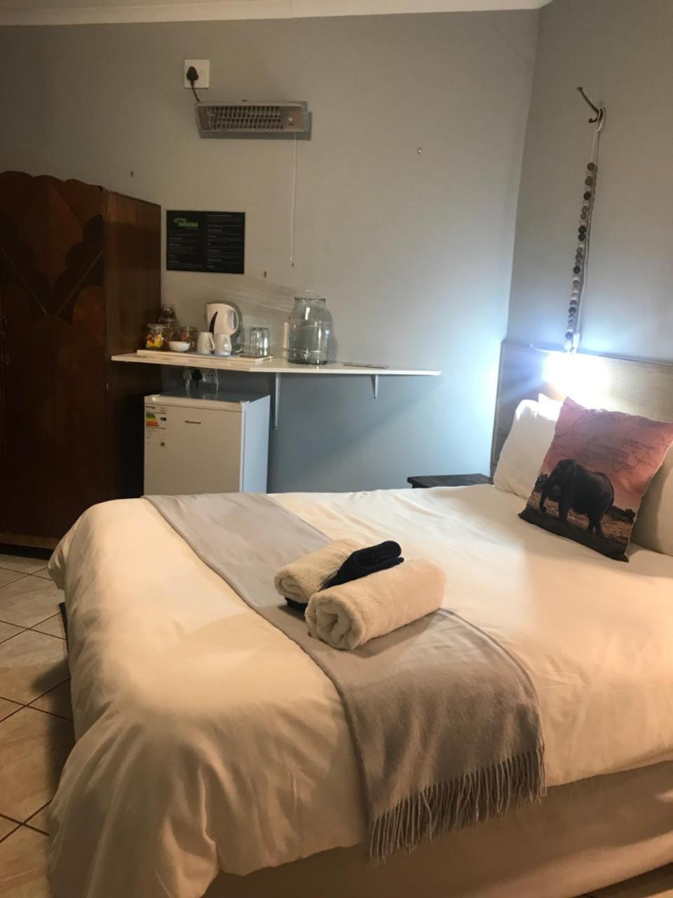 Celtis Lane Guest House Боксбург Екстериор снимка